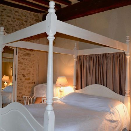 14Th Century Priory In Pressigny Bed & Breakfast Pressigny  Exterior foto