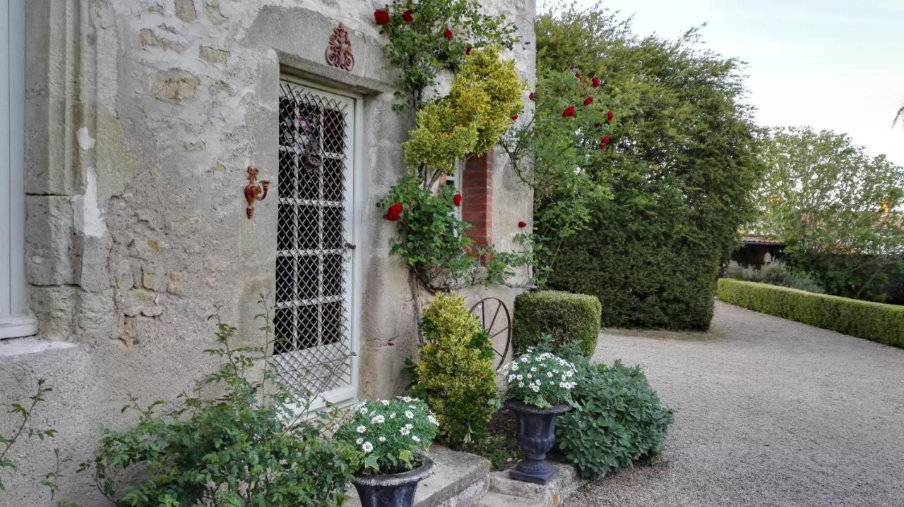 14Th Century Priory In Pressigny Bed & Breakfast Pressigny  Exterior foto