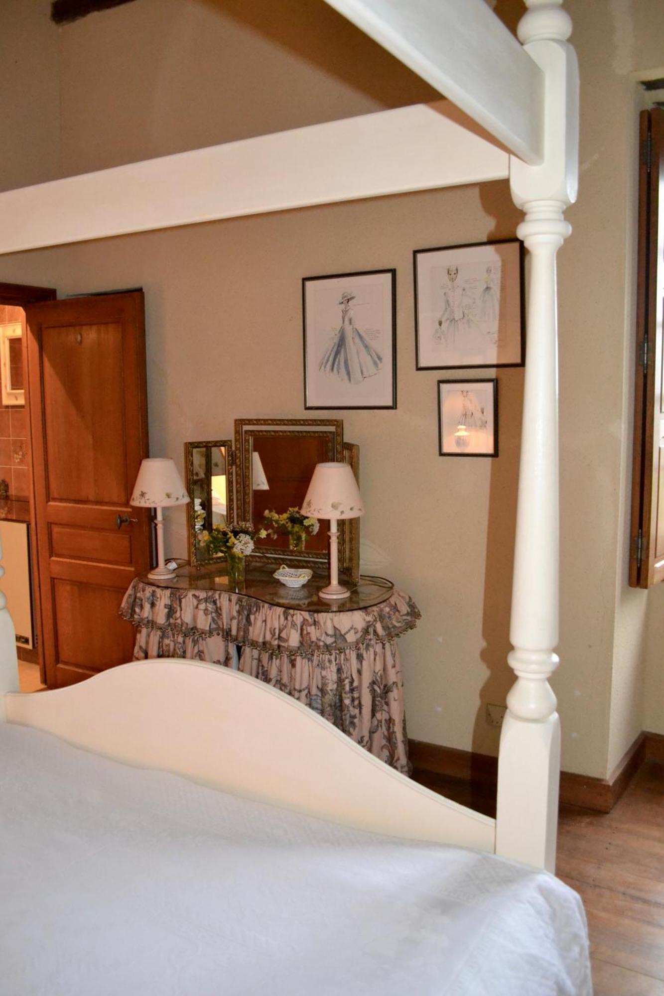 14Th Century Priory In Pressigny Bed & Breakfast Pressigny  Exterior foto